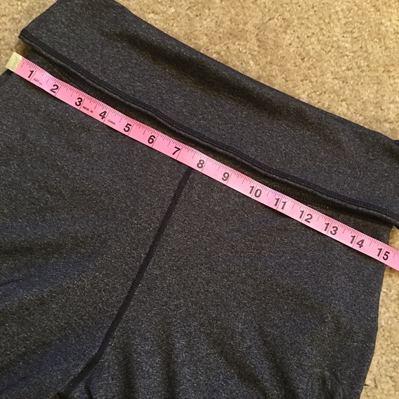 Zumba Fitness So Bootyful Capri Leggings in  Gray - Picture 4 of 13